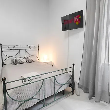 Eg House 3* סרנו